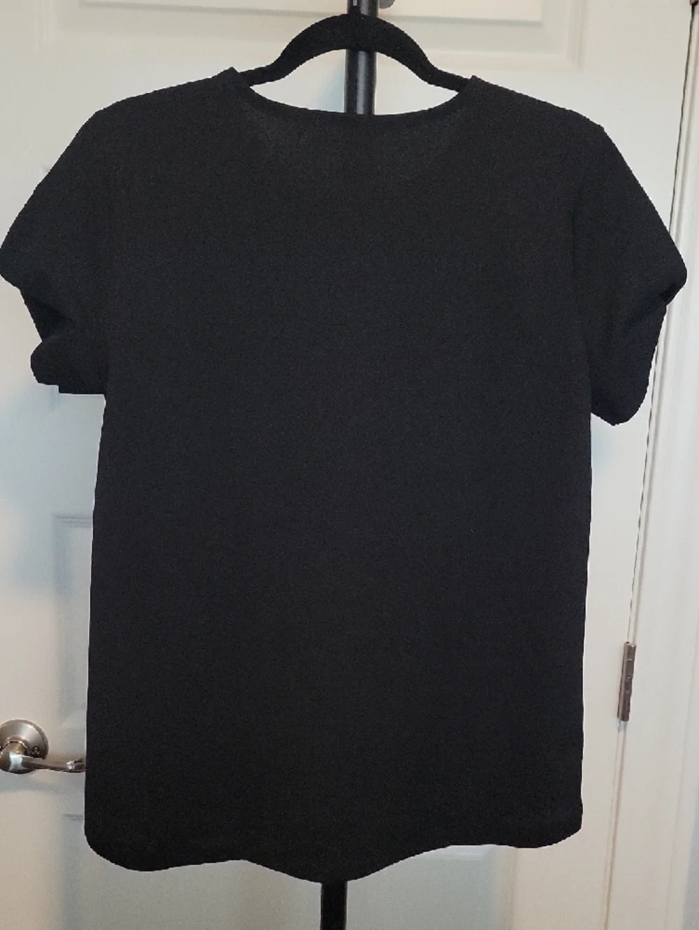 Ann Taylor Black Short Sleeve Top - Picture 4 of 5